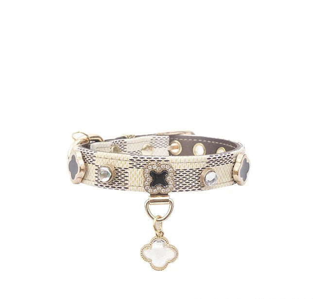 Collier Trèfle Porte-Bonheur pour Chat et Chien - Cuir Ajustable